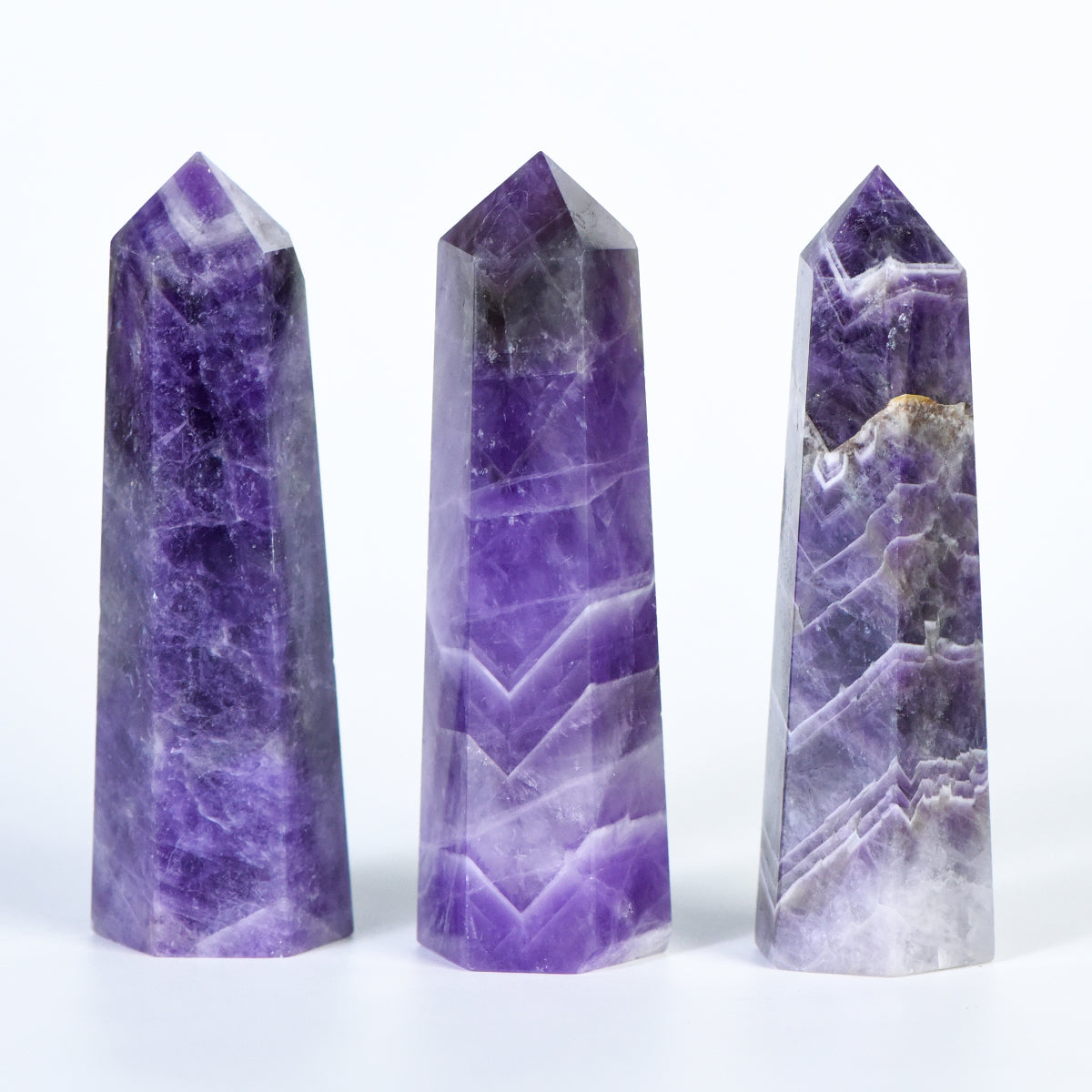 Natural Amethyst Tower · Serenity, Intuition & Spiritual Harmony (8–9 cm)